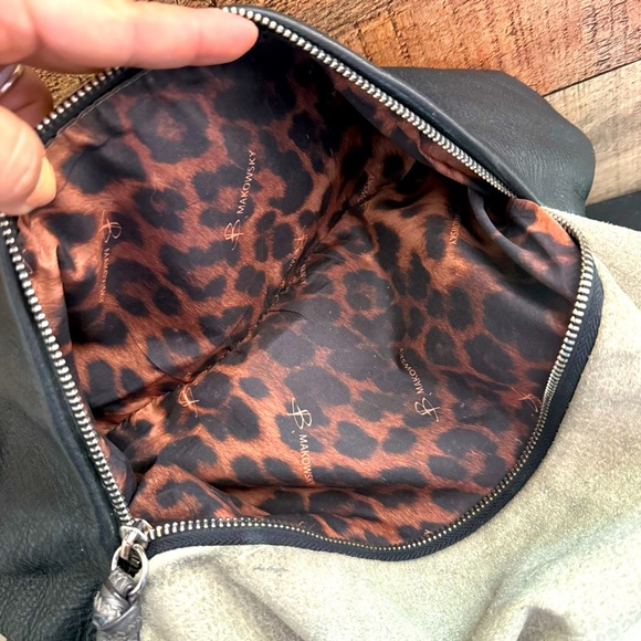 B. Makowsky Tri Color Stylish Genuine Leather Large Bag - Picture 9 of 11